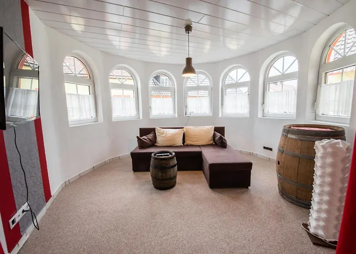 Weinschloesschen Im Weingut Roos 3* Ilbesheim