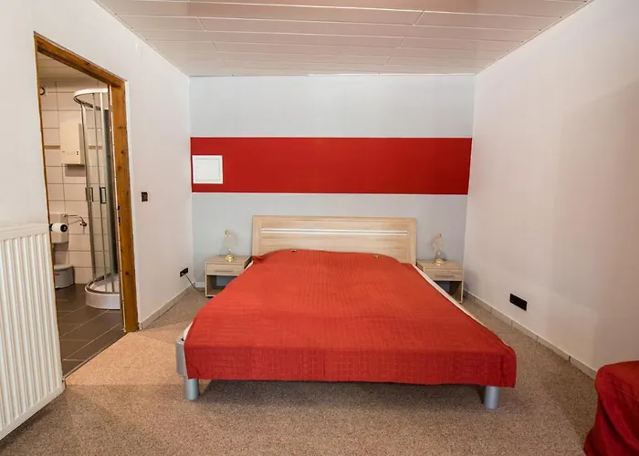 Weinschloesschen Im Weingut Roos